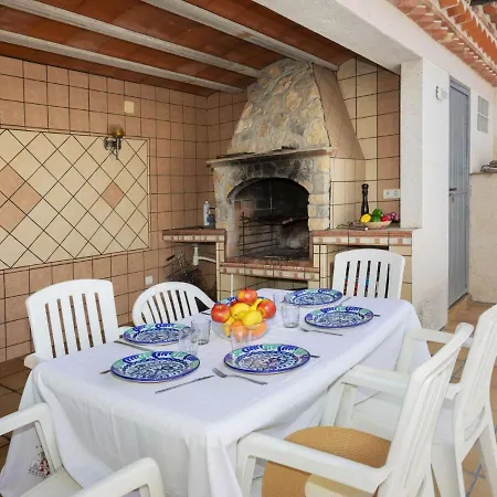 Villa Isabel By Interhome